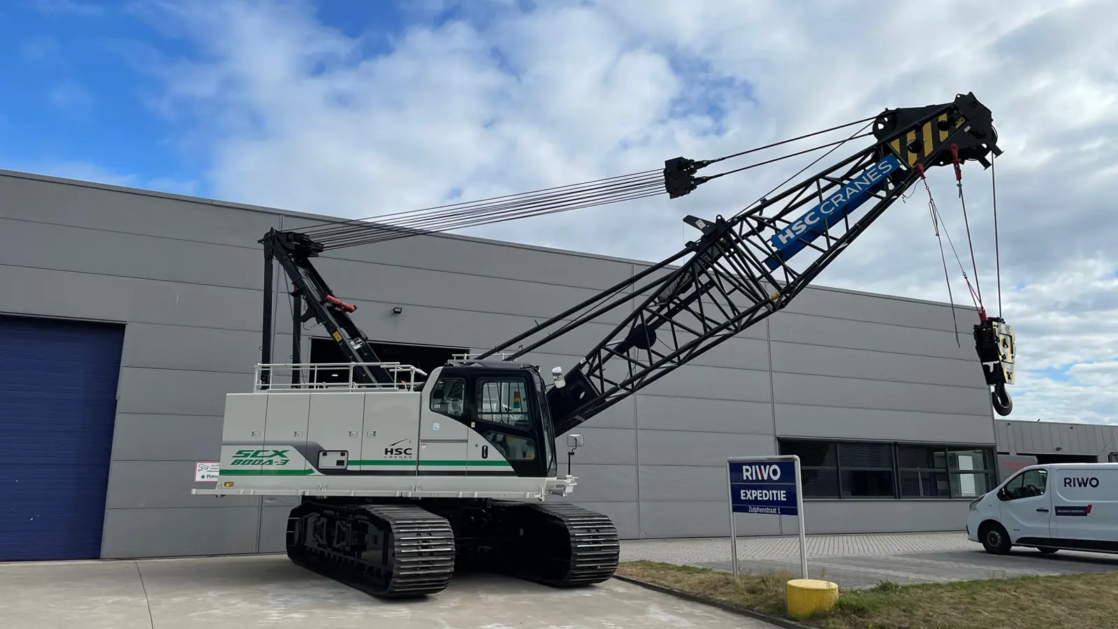RIWO | Machinebesturing, procesbesturing, mobiele besturing